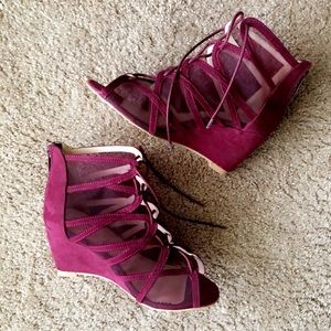 Torrid Burgundy Scallop Caged Lace Up Wedges 8.5W